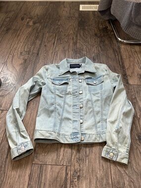 Calvin Klein Jeans Light Blue Denim Trucker Jacket